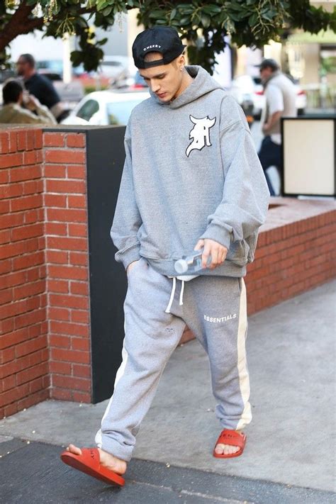 givenchy sweater justin bieber